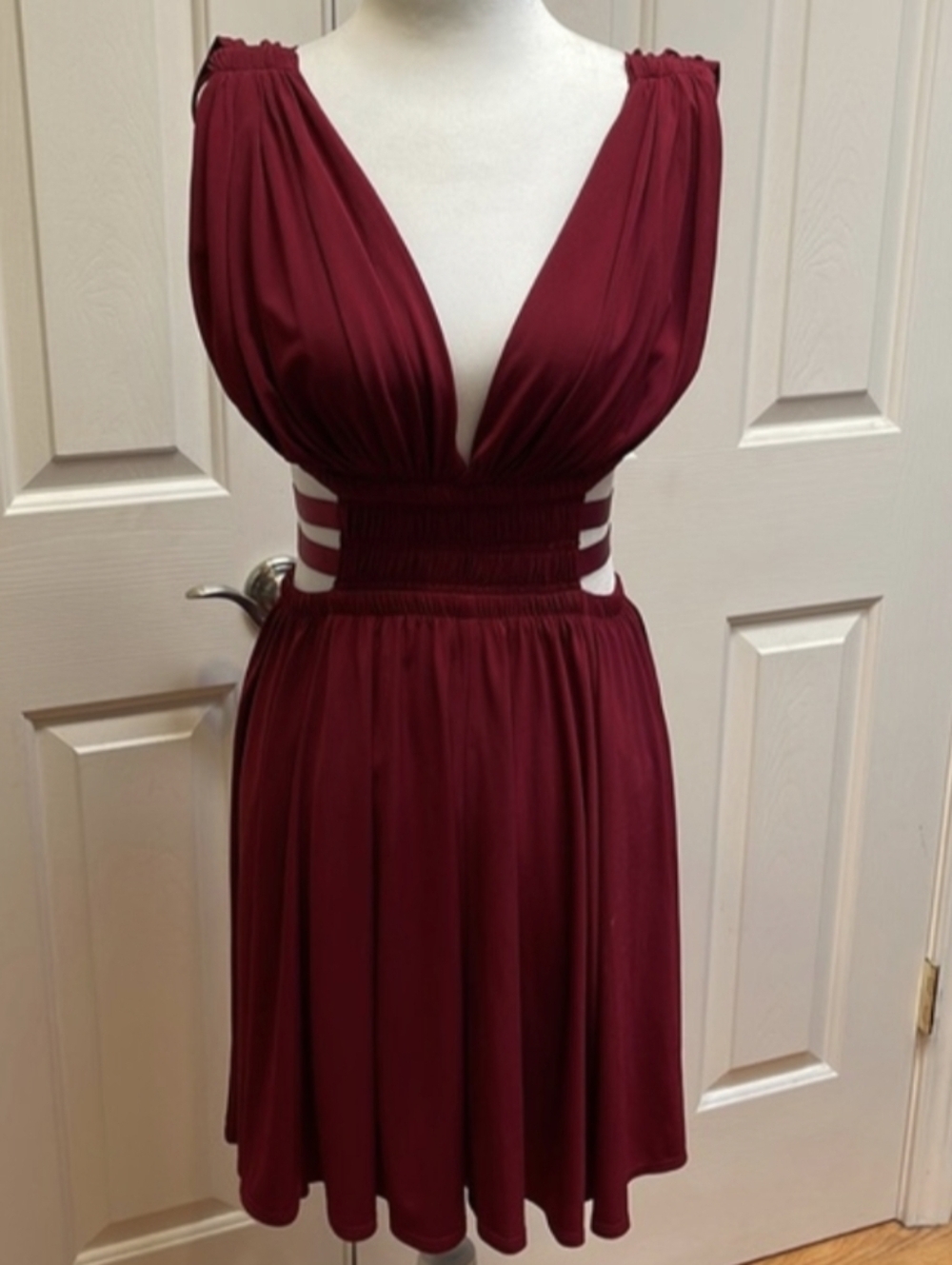 NWT Express Sleeveless Cutout Mini Dress, Color Wine Size S/P